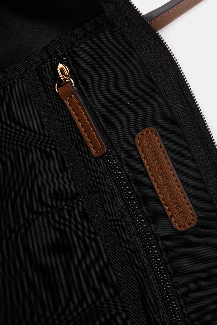 Shopper γυναικεία Tommy Hilfiger μαύρο AW0AW17711