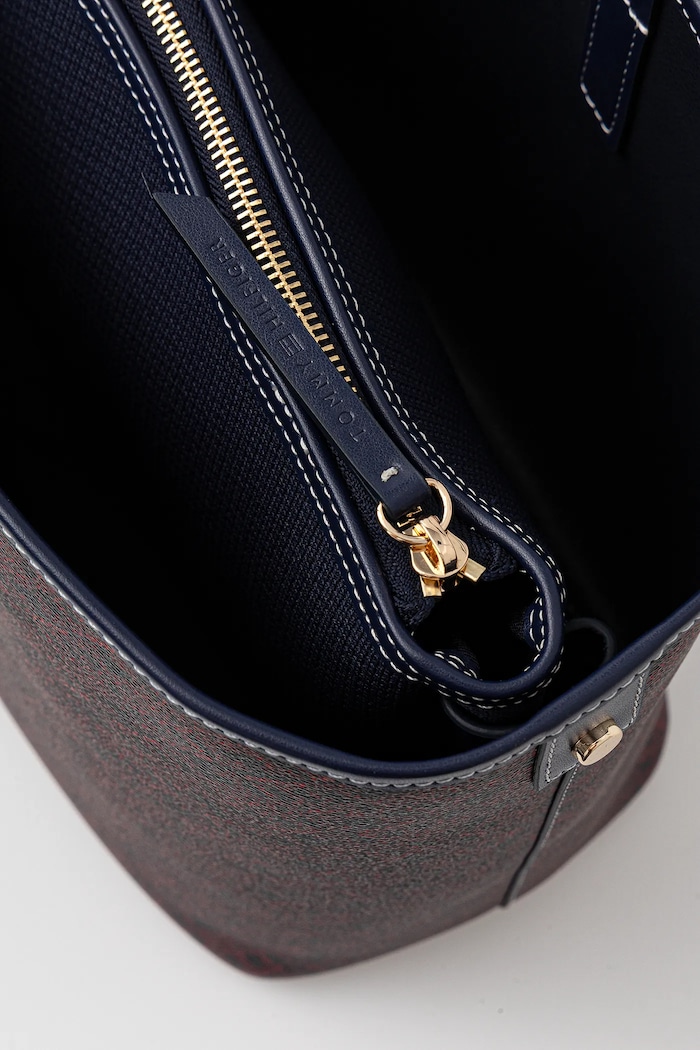 Kabelka Tommy Hilfiger AW0AW17696 červená