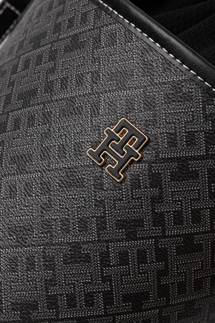 Poșetă Tommy Hilfiger AW0AW17713 negru