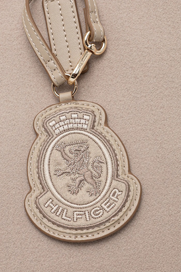 Tommy Hilfiger torebka AW0AW18215 beżowy