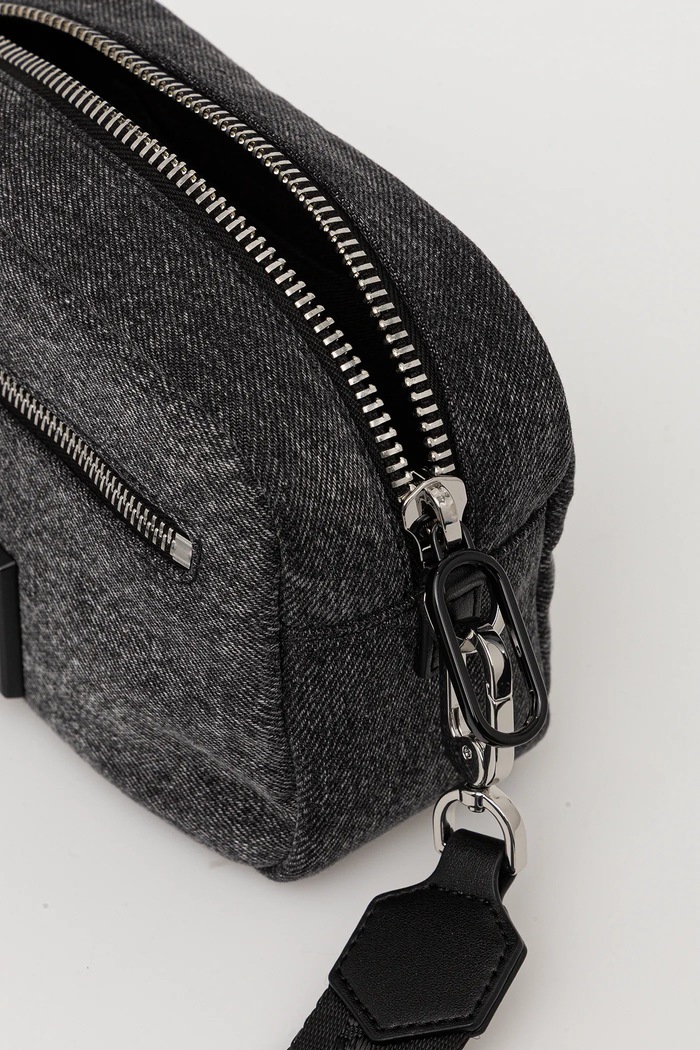 Чанта през рамо Karl Lagerfeld Jeans A4W30238 сив