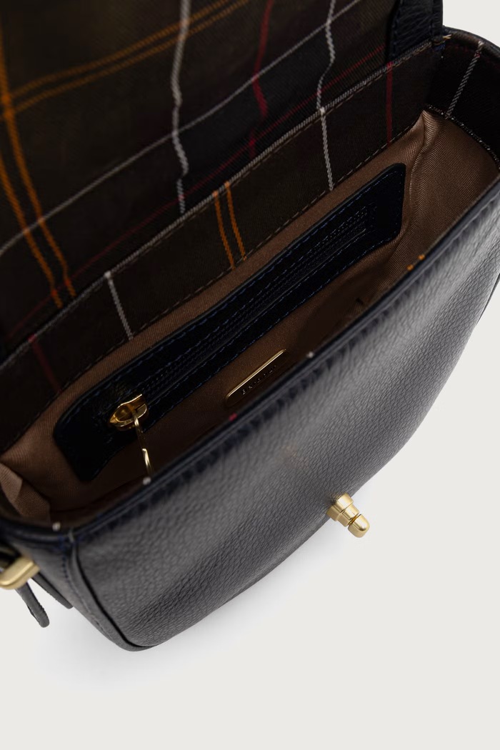 Torebka crossbody damska skórzana Barbour granatowy LBA0490