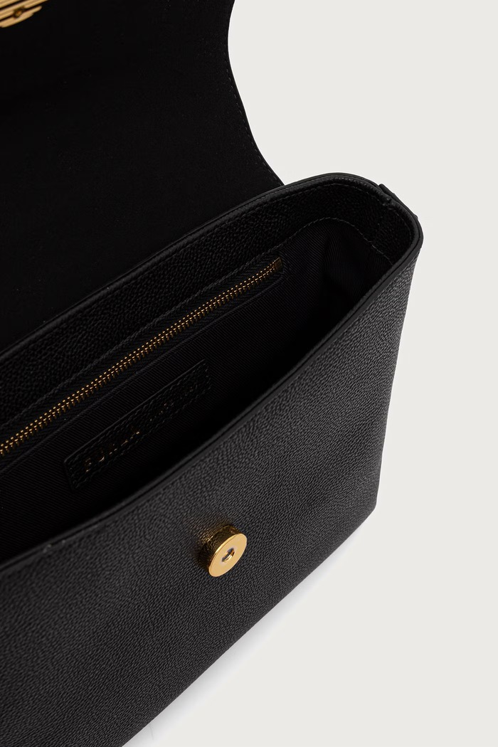 Torebka crossbody damska skórzana Furla czarny WB01882.BX3036.O6000