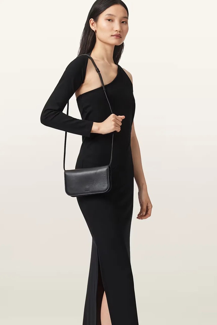 Kožená kabelka AllSaints MAEVE W268XD