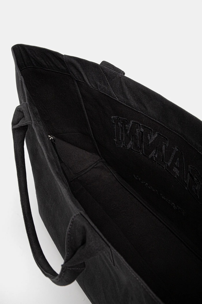 Памучна чанта GANNI Shopper XXL Pocket Dog Print A7083 черен