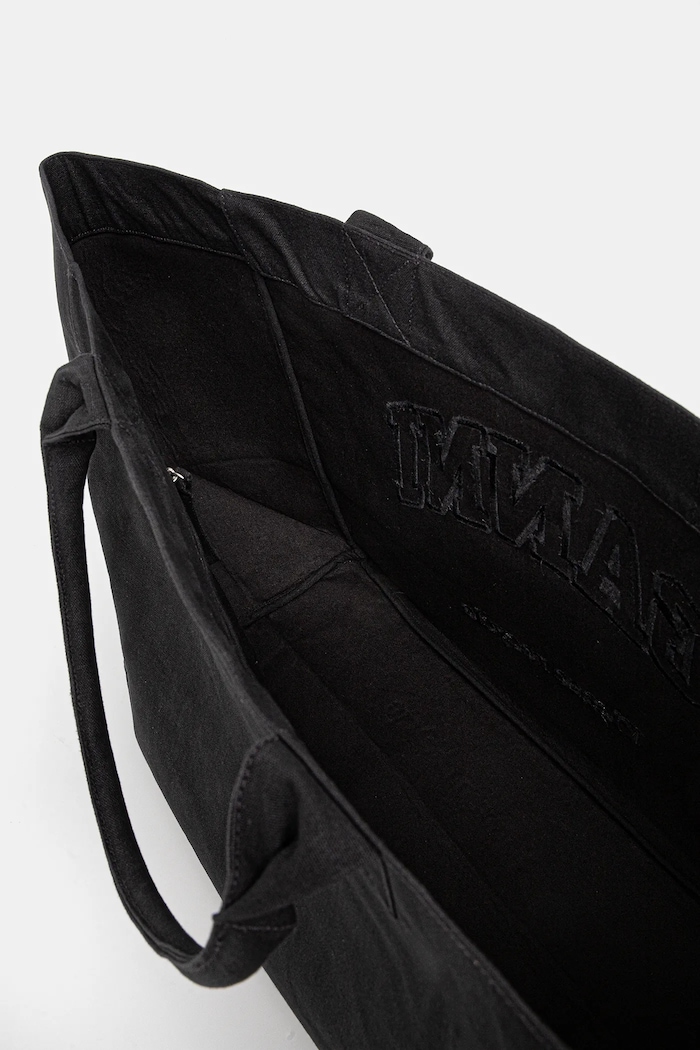 Памучна чанта GANNI Shopper XXL Pocket Dog Print A7083 черен