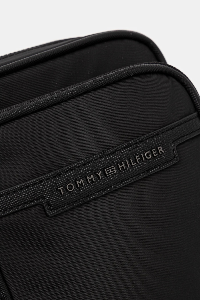 Σακίδιο Tommy Hilfiger μαύρο AM0AM13465