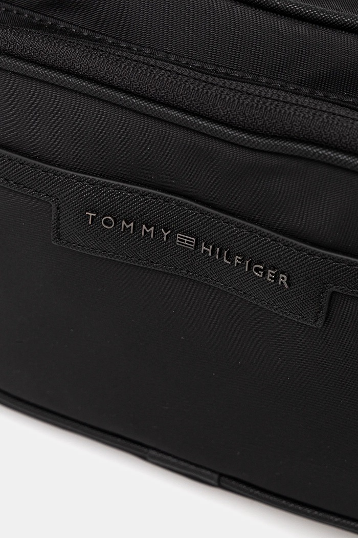 Ľadvinka Tommy Hilfiger čierna AM0AM13468