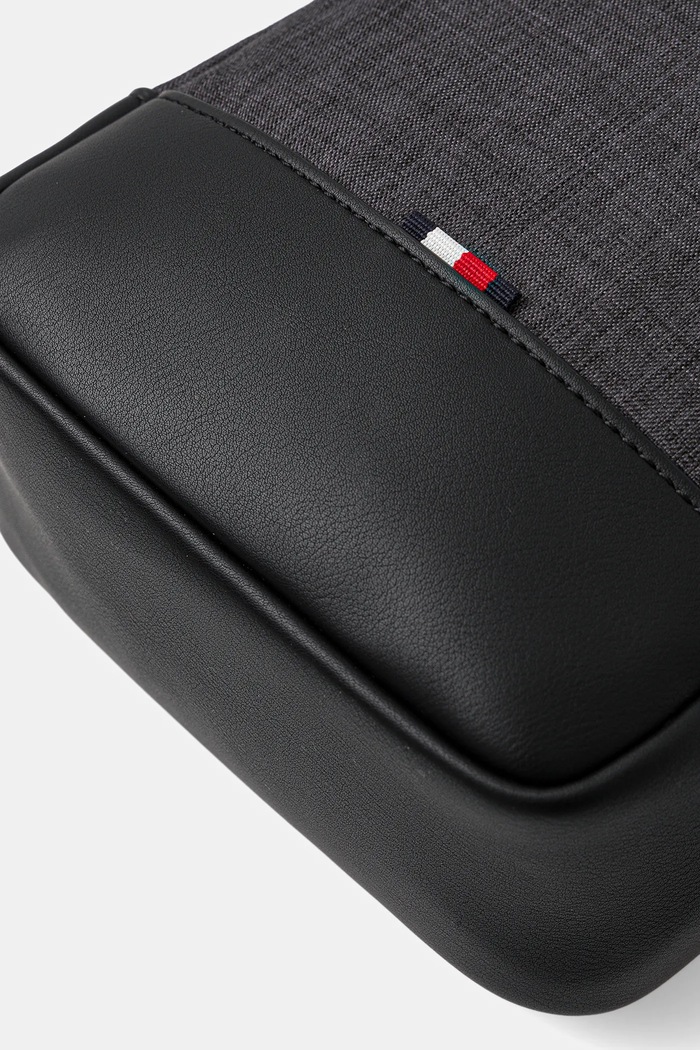 Tommy Hilfiger borsetă gri AM0AM13582