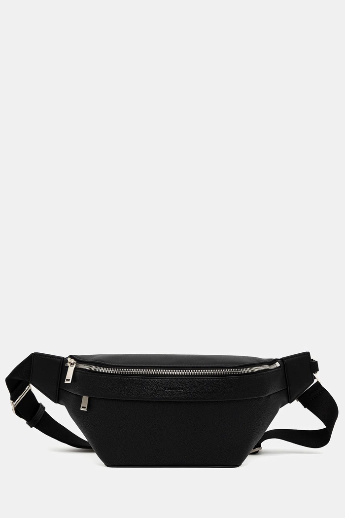Calvin Klein nerka nie mieści A4 czarny LV04D3002G