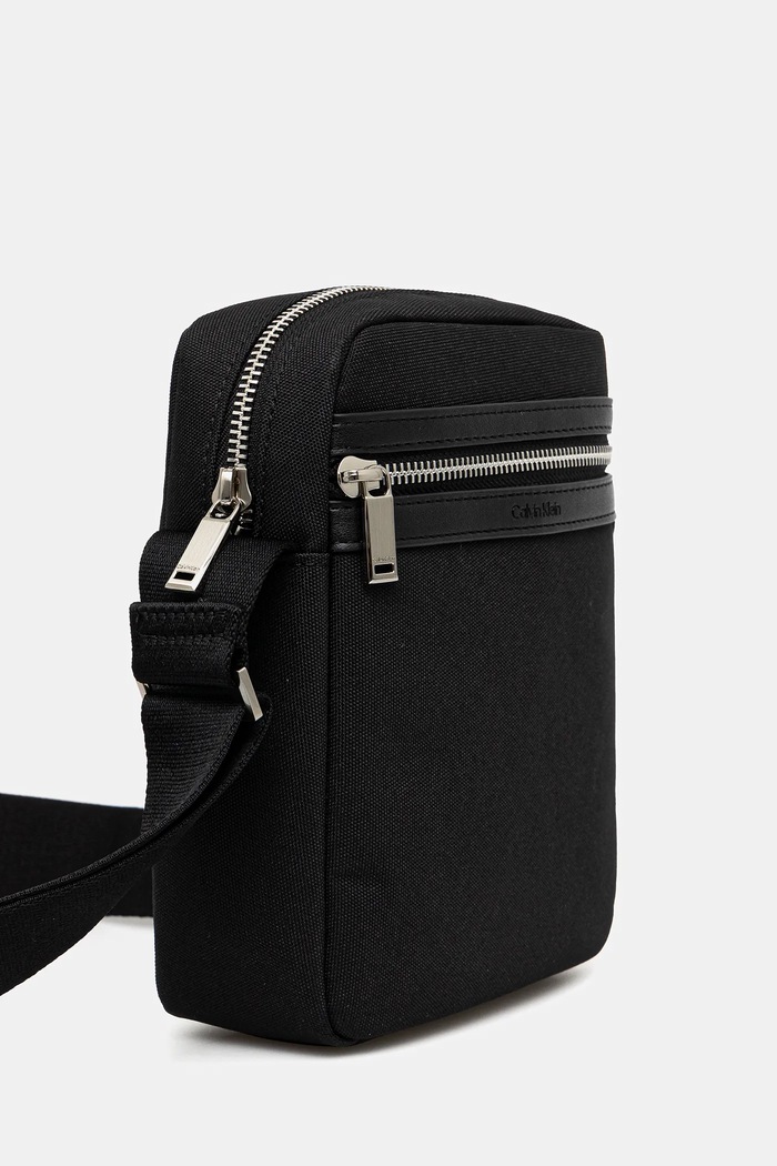Doplňky Taštička Calvin Klein LV04D3175G černá