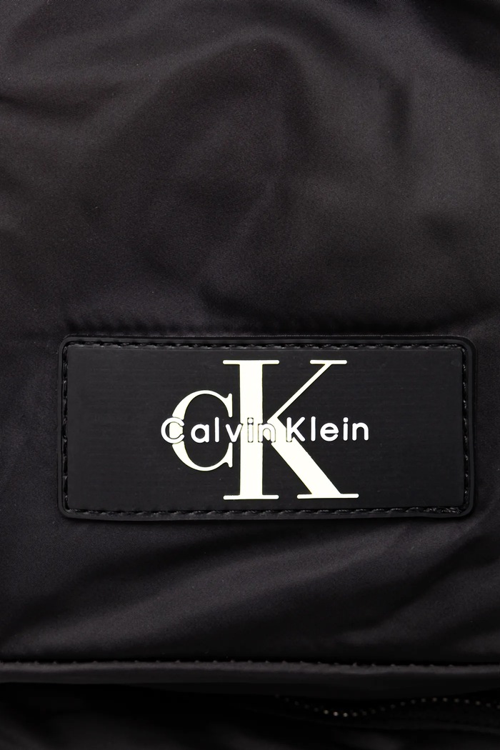 Taška Calvin Klein 50 x 38 x 9 cm čierna LV04G3148G