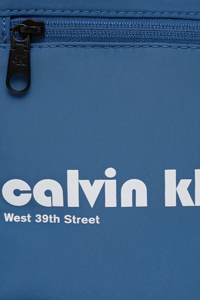 Malá taška Calvin Klein modrá LV04G3180G