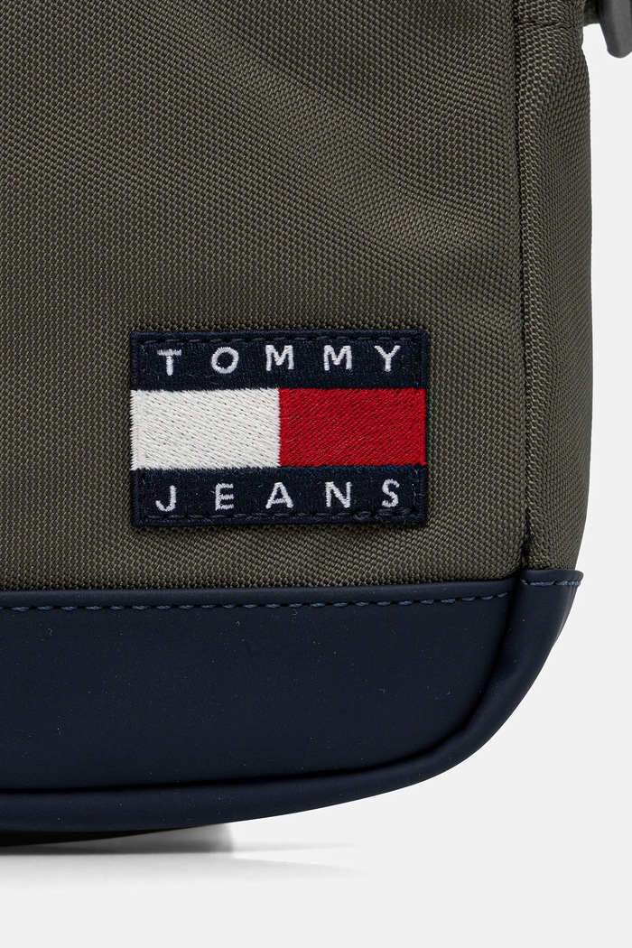 Malá taška Tommy Jeans zelená AM0AM13389