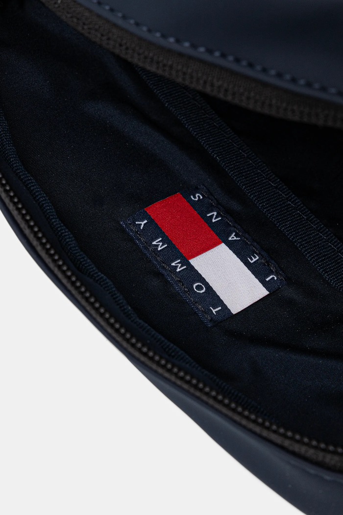 Tommy Jeans táska AM0AM13396 sötétkék