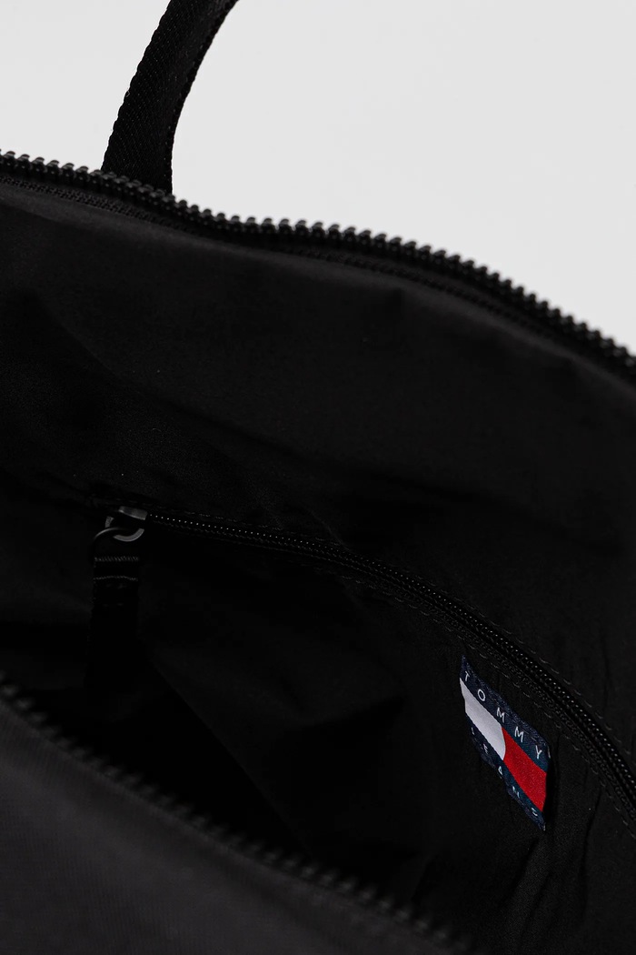 Τσάντα Tommy Jeans 23 x 34 x 40 cm AM0AM13405 μαύρο
