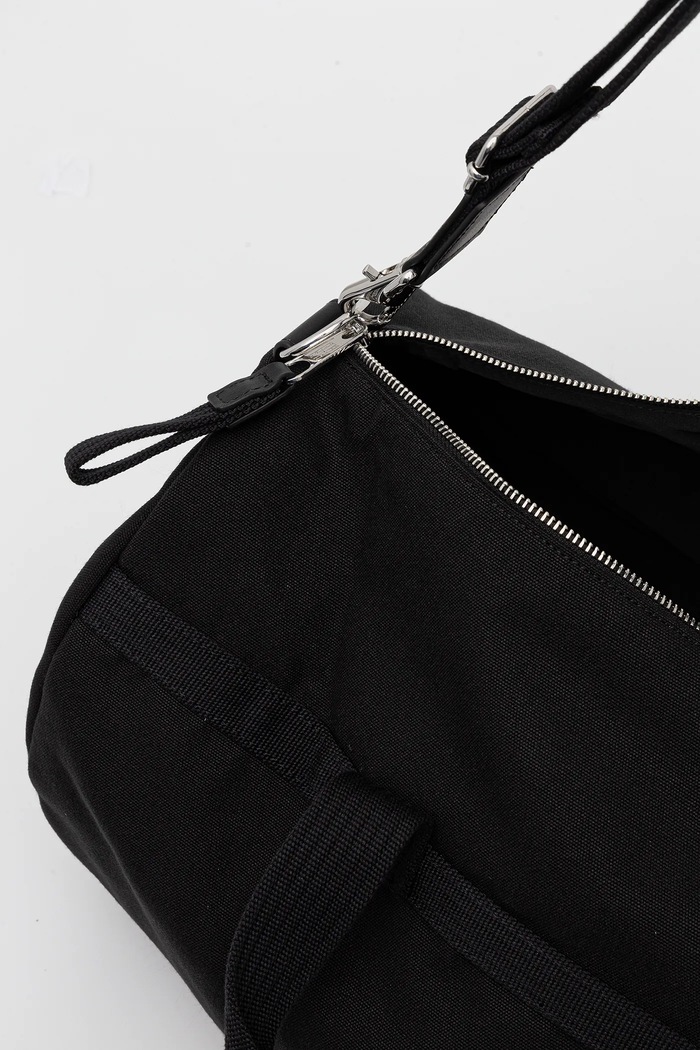 Tommy Jeans torba 46 x 27 x 27 cm AM0AM13406 czarny