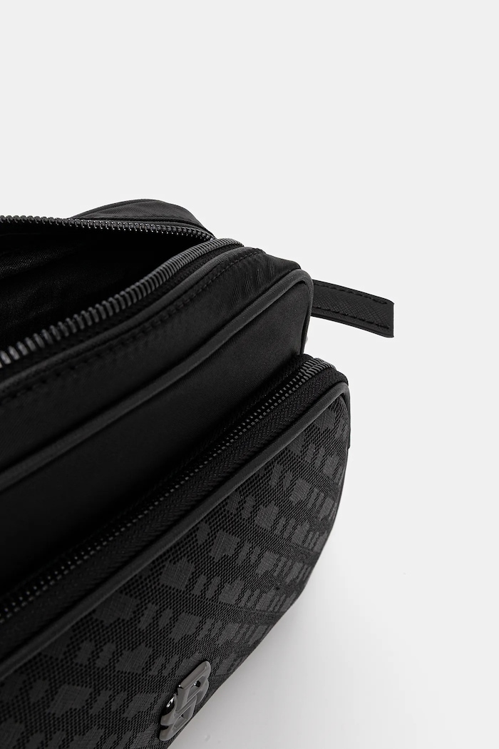BOSS borsetă B_Icon_MP_EW_Zip negru 50548085