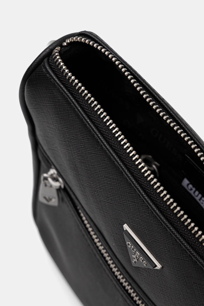 Taštička Guess MILANO HMMISA.P5417 černá