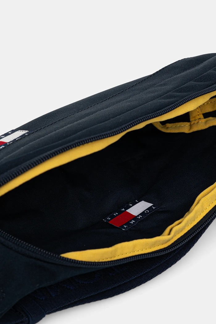 Ľadvinka Tommy Jeans AM0AM13701 tmavomodrá