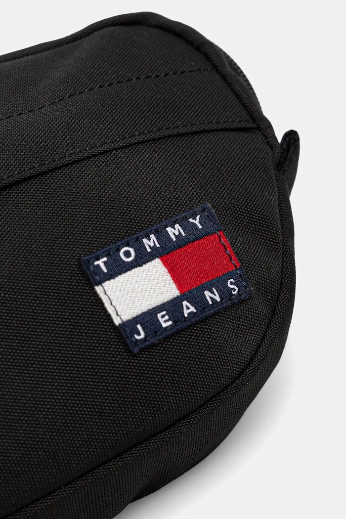 Чанта за кръст Tommy Jeans черен AM0AM13701