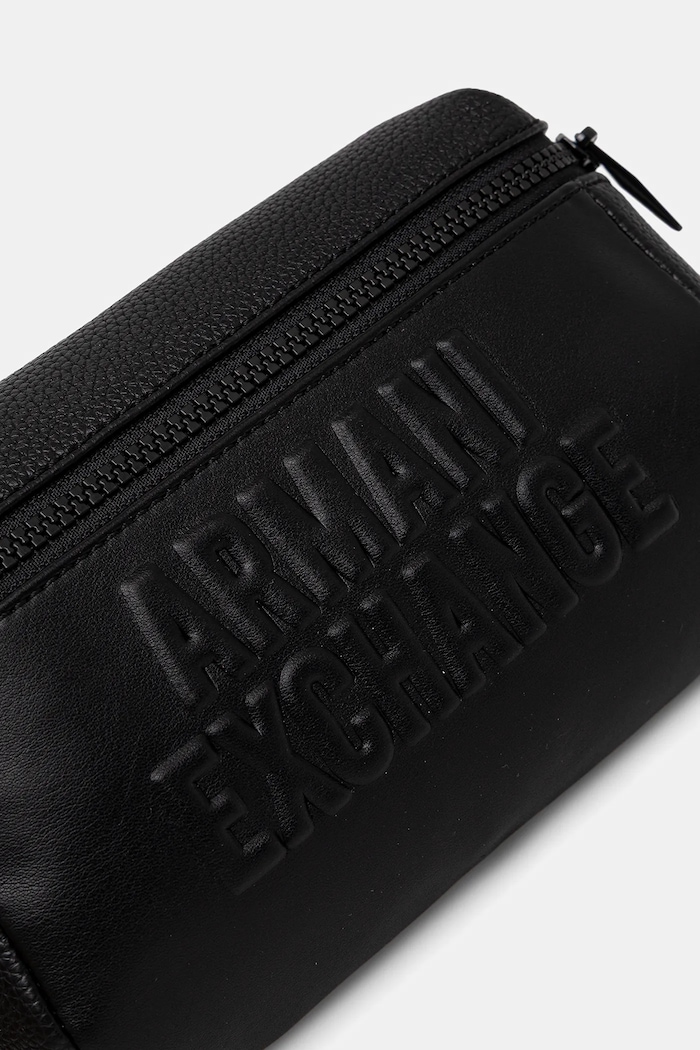 Ľadvinka Armani Exchange čierna XM001624.AF17211