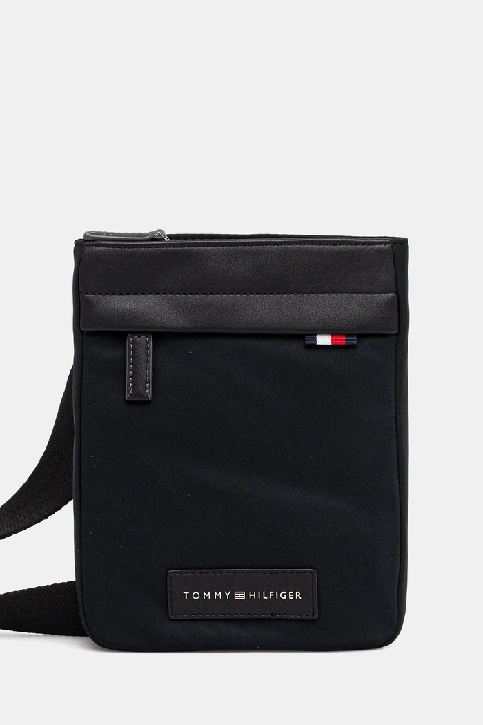 Malá taška Tommy Hilfiger jednofarebný čierna AM0AM13620