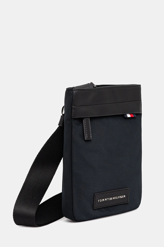 Malá taška Tommy Hilfiger AM0AM13620 čierna AW25