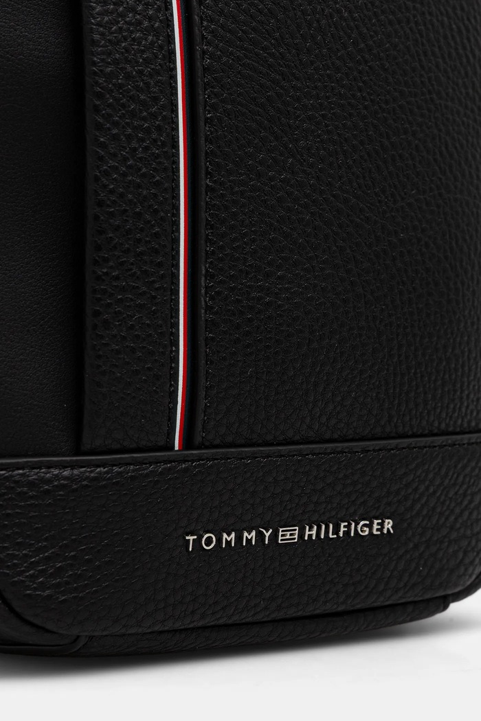 Tommy Hilfiger saszetka czarny AM0AM13632