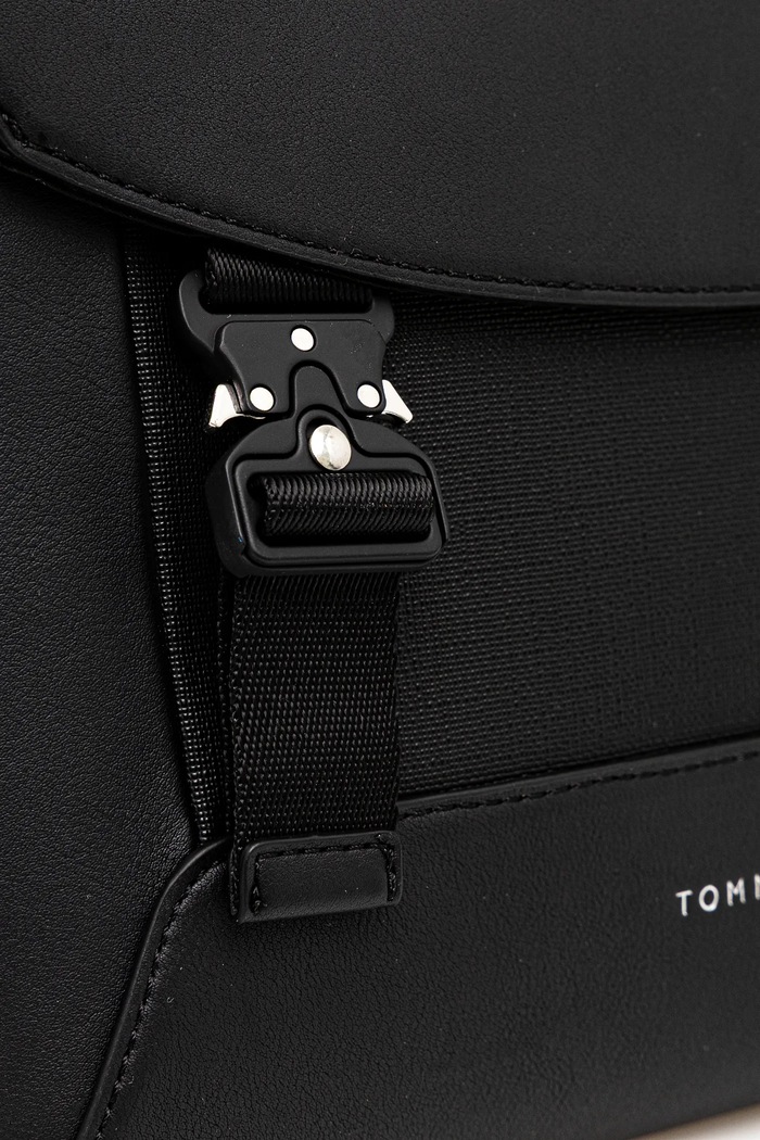 Tommy Hilfiger geantă negru AM0AM13639