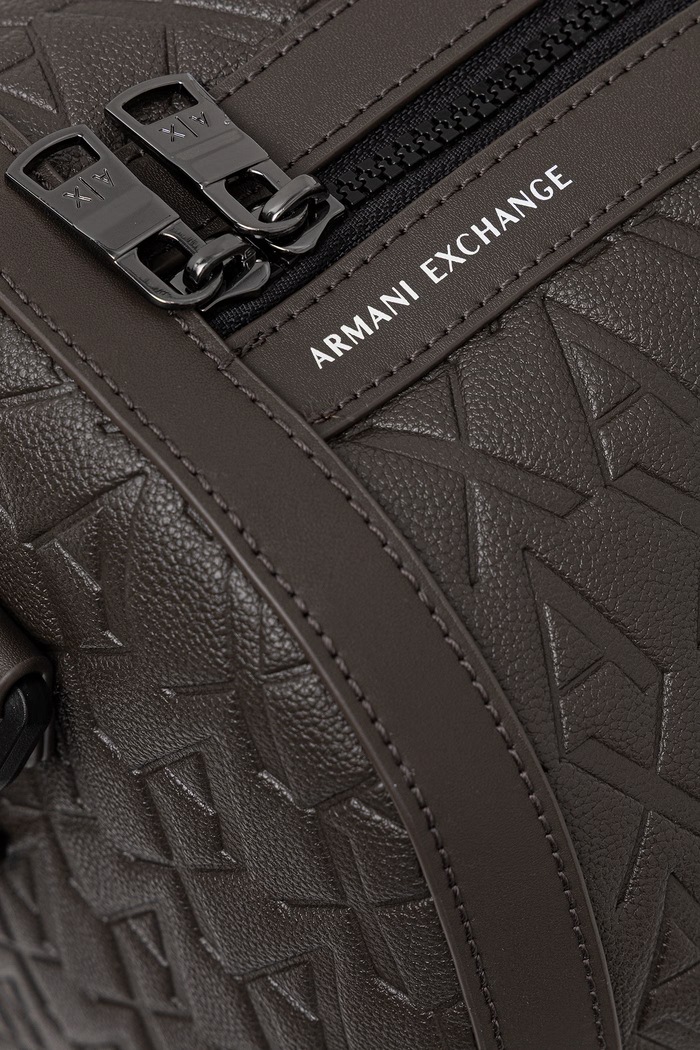 Armani Exchange дорожня сумка чоловіча зі штучної шкіри коричневий XM000845.AF12133