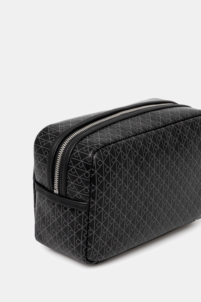 Akcesoria Calvin Klein kosmetyczka LV04D1082G czarny