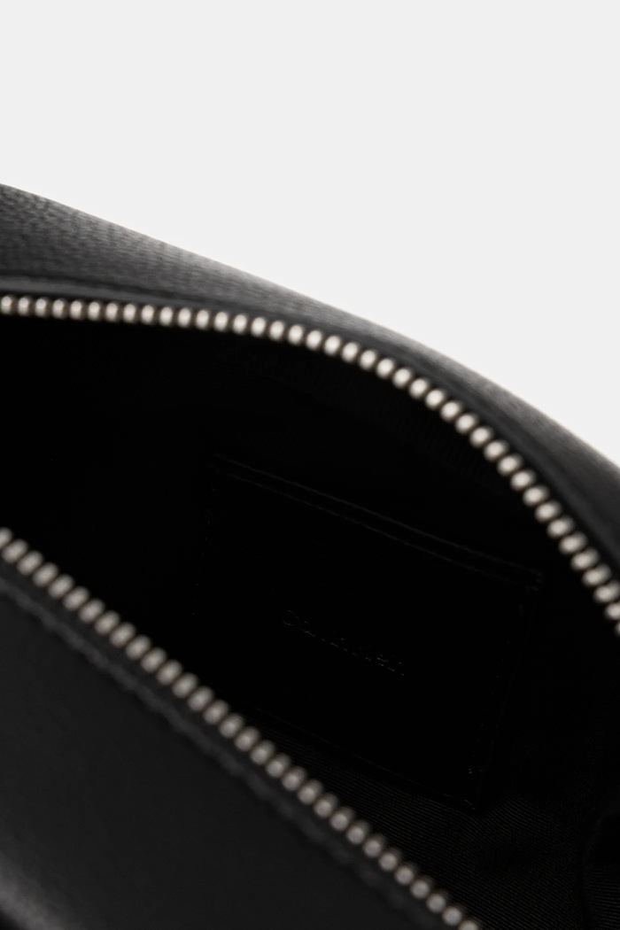 Kozmetická taška Calvin Klein LV04D1090G čierna