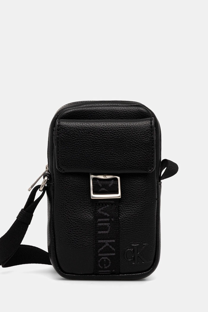 Malá taška Calvin Klein imitácia kože čierna LV04D1091G