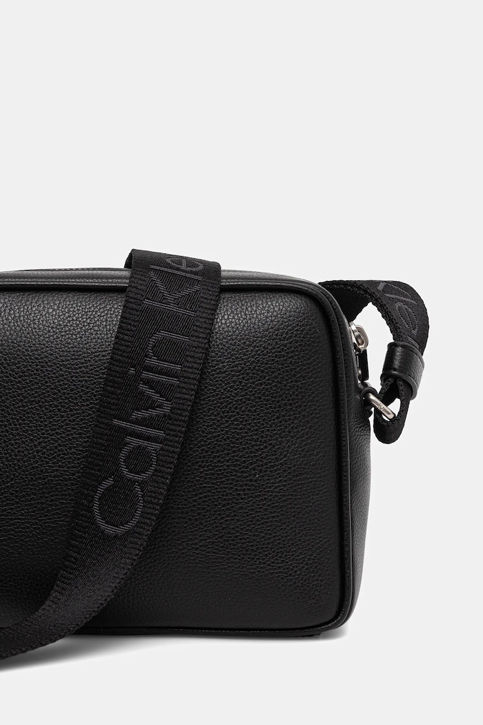 Doplňky Calvin Klein taštička pánská z imitace kůže LV04D3129G černá