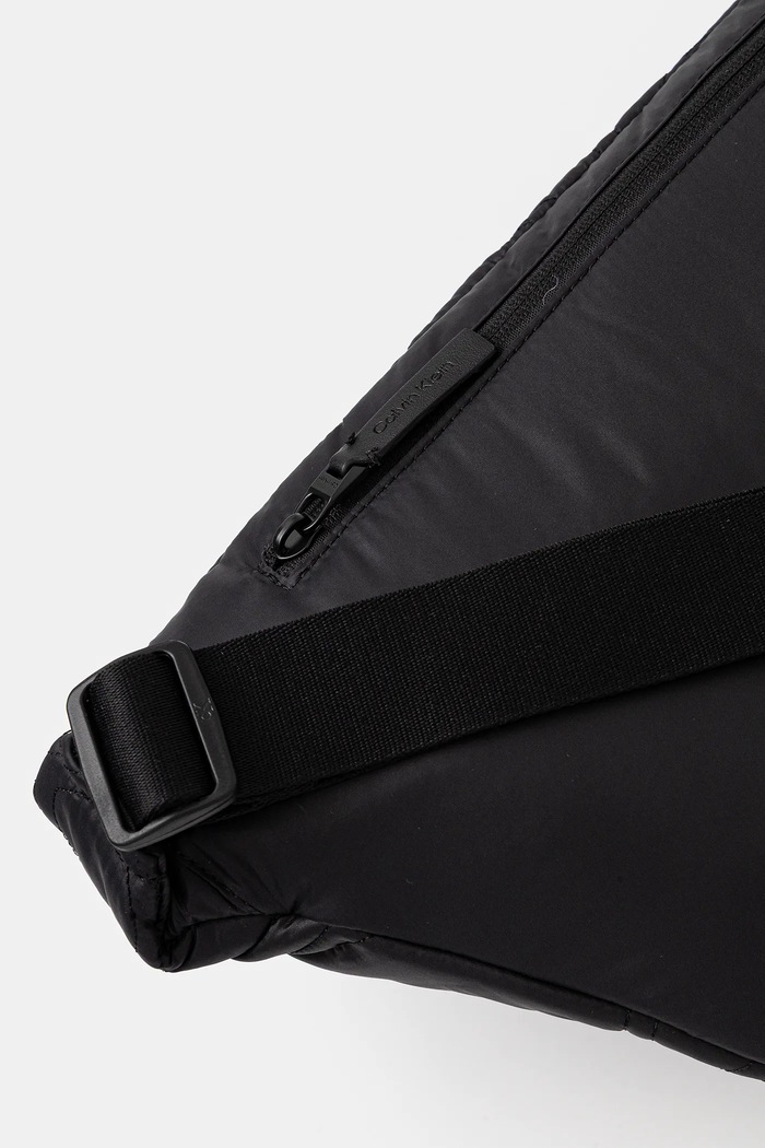 Αξεσουάρ Τσάντα φάκελος Calvin Klein LV04D3142G μαύρο