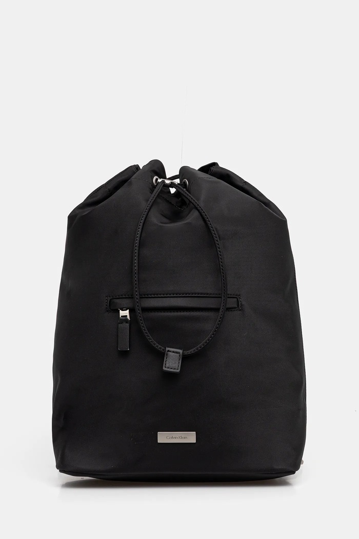 Раница Calvin Klein изчистен черен LV04D3145G