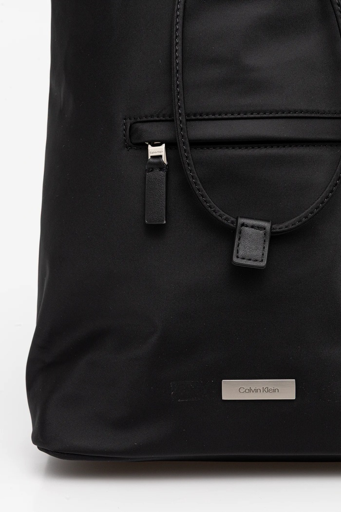 Раница Calvin Klein черен LV04D3145G