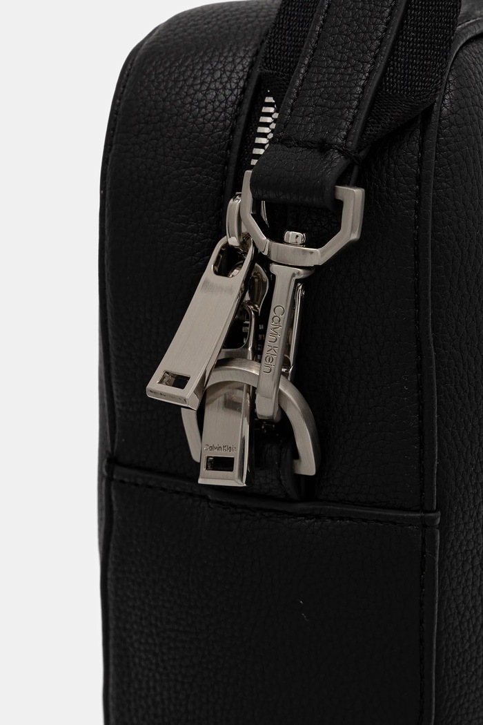 Taška Calvin Klein 36,5 x 28,5 x 7,5 cm čierna LV04D3157G