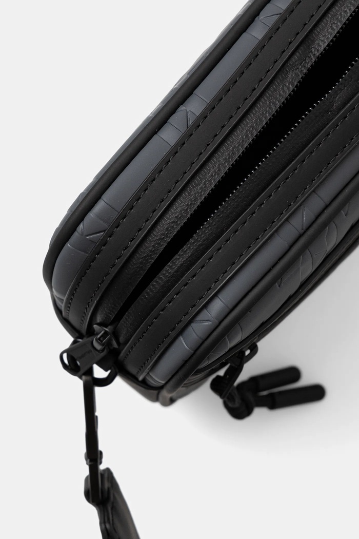 Malá taška Karl Lagerfeld K/MONOGRAM A4M30197 sivá
