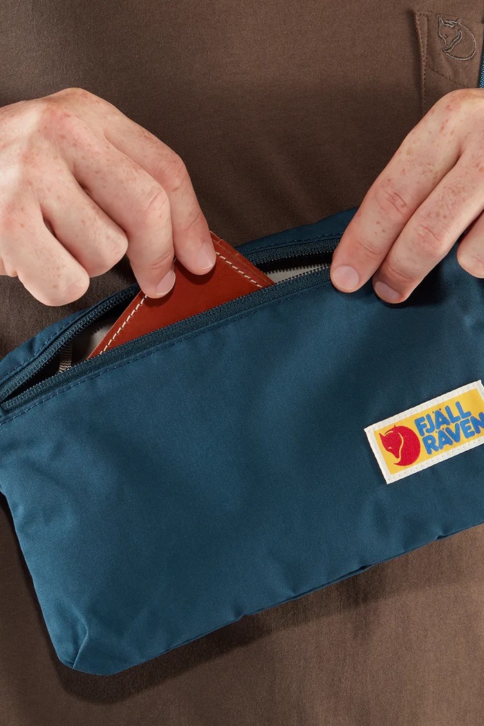 Fjallraven borsetă Vardag F27248.614 verde