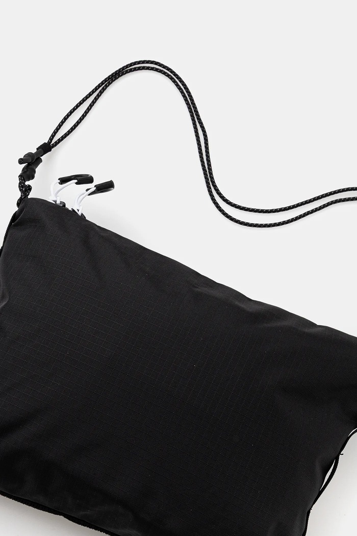 Doplnky Kabelka The North Face Terra Lumbar 1L NF0A81EPKY41 čierna