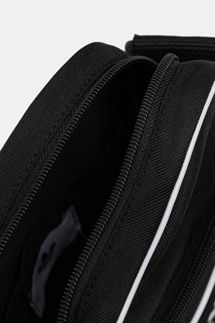 adidas Originals táska Adicolor JX0257 fekete