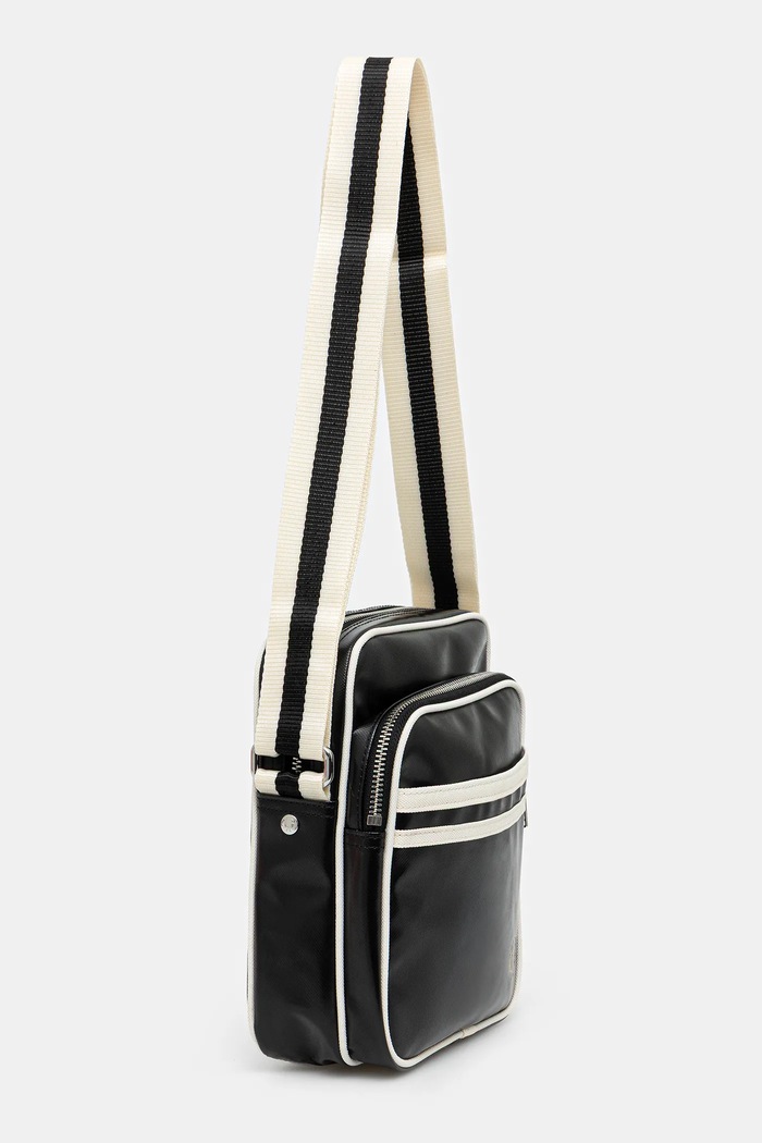 Fred Perry borsetă L8258 negru SS26