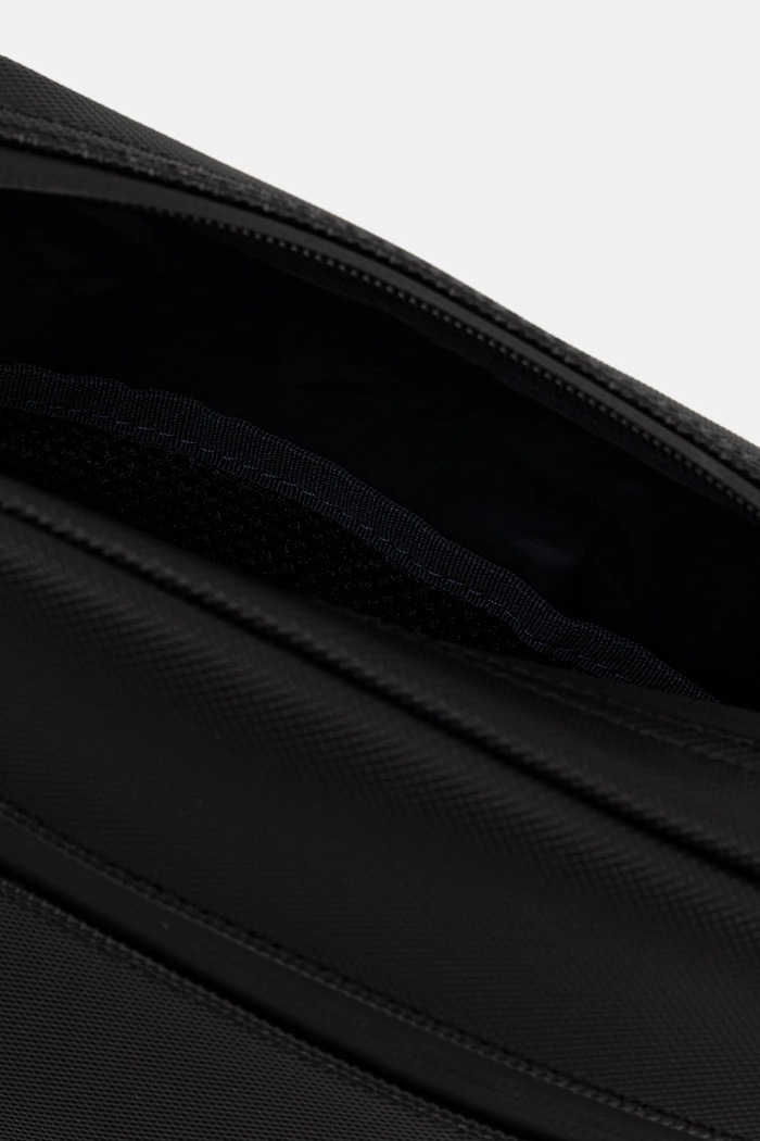 Lacoste small items bag black NH4046LV