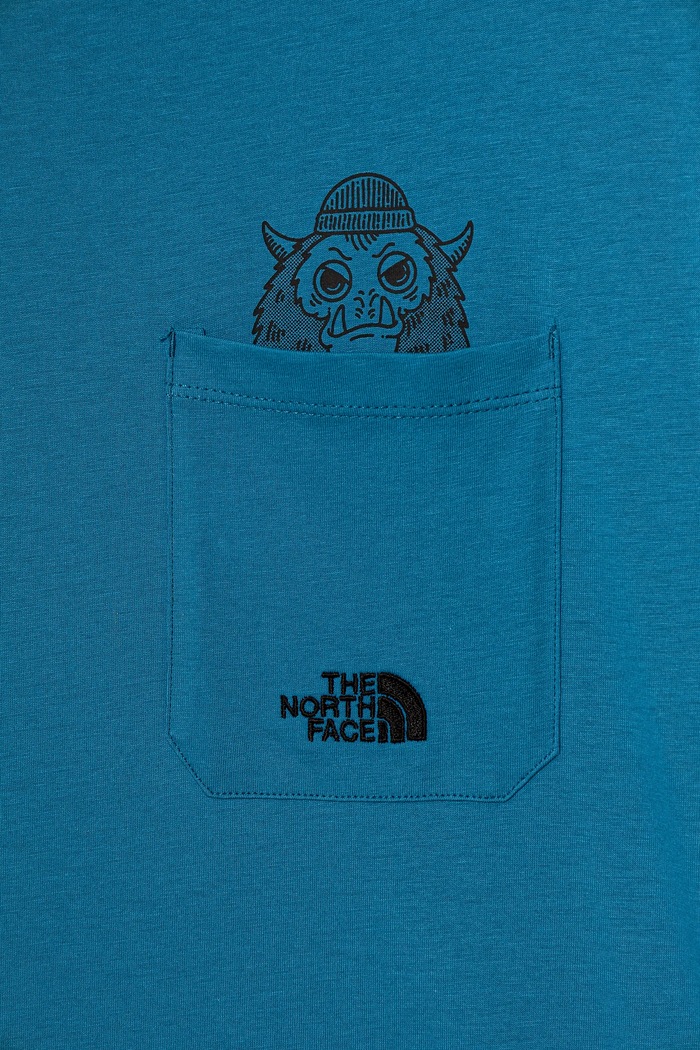 Chłopiec The North Face t-shirt bawełniany dziecięcy B SPORTS OVERSIZED POCKET SS TEE - GRAPH NF0A8EAKBOM1 niebieski