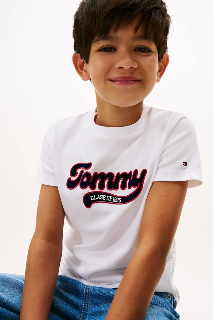Chlapec Detské bavlnené tričko Tommy Hilfiger KB0KB10118.104.122.9BYA biela