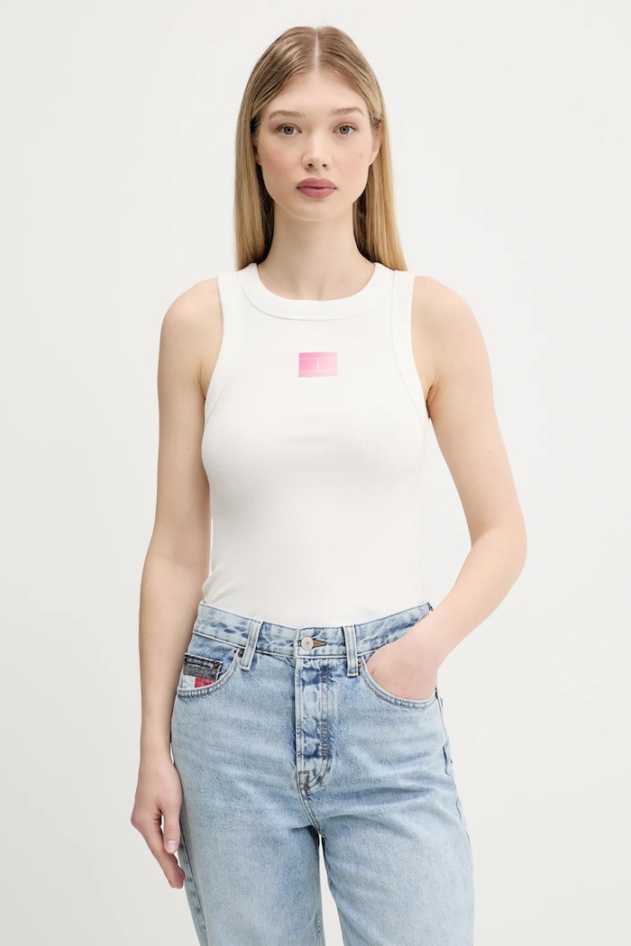 Top Tommy Jeans nášivka bílá DW0DW20920