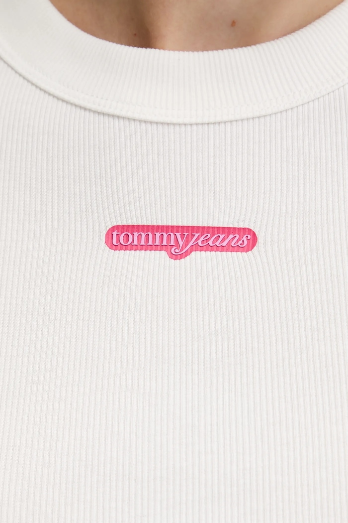 Tričko Tommy Jeans bílá DW0DW21402