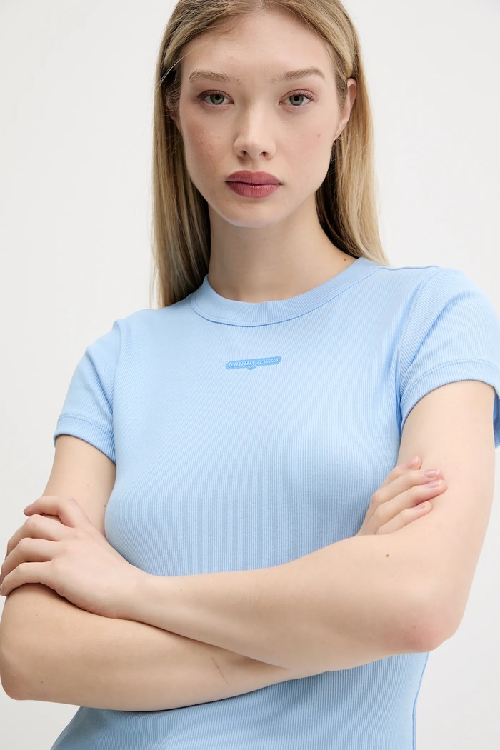 Tričko Tommy Jeans modrá DW0DW21402
